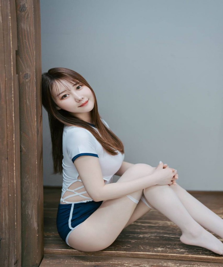 三年中文在线观看免费高清第3季,热门电影在线观看